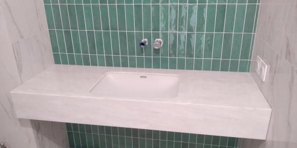 Столешница в ванну Grandex M-701