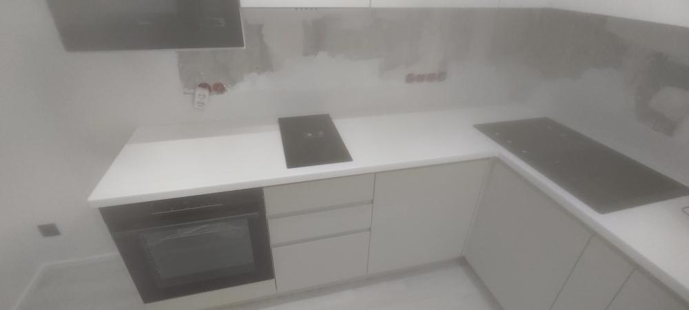 Столешница из искусственного камня Hanex T-021